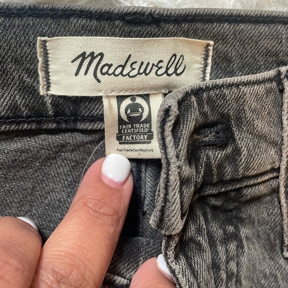 Madewell Women's Gray Distressed Jeans - Picture 2 of 13